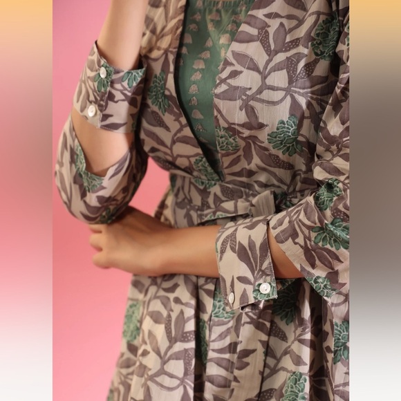 JISORA Grey Floral Succulent Cotton Shrug - Picture 3 of 16